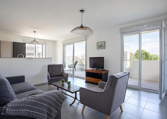 Apartment Rive De Cagnes By Interhome