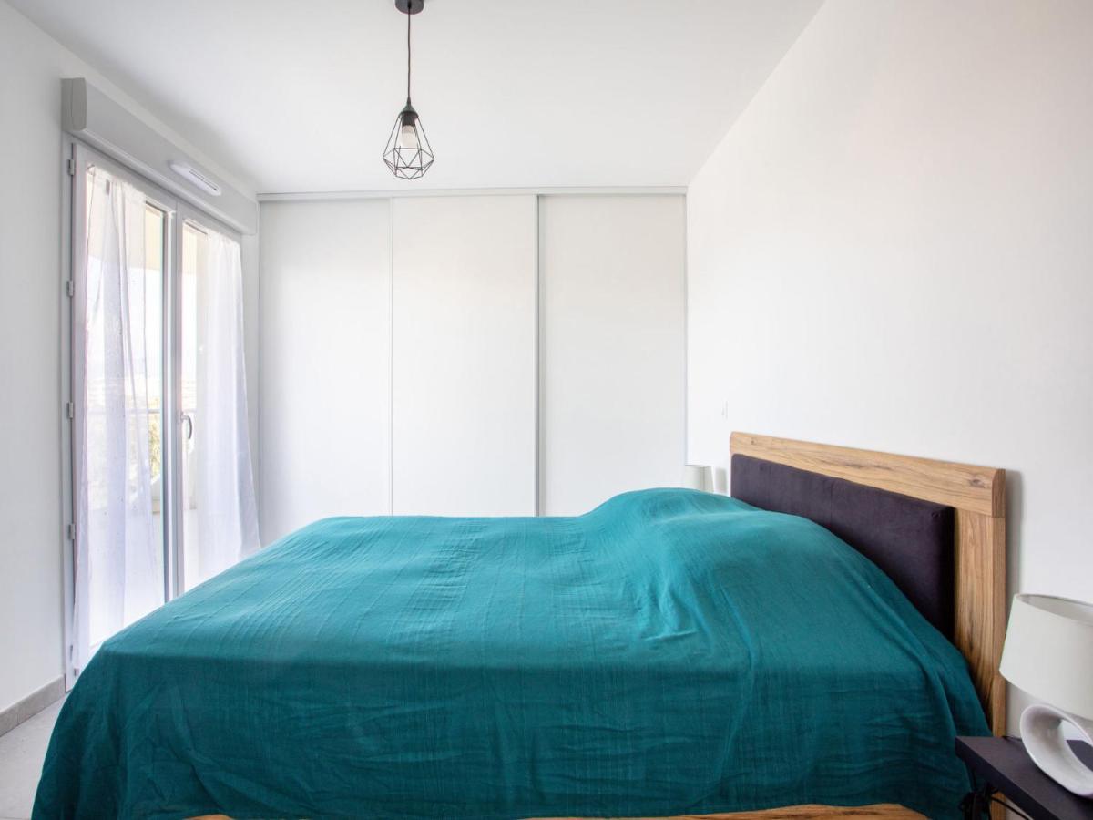 Apartment Rive De By Interhome
